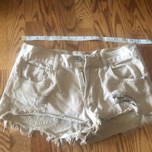 Bullhead slouchy shorts size 5 jean tan color